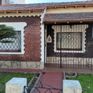 LUIS S PEÑA 1640 TEMPERLEY E. APTO CRÉDITO FONDO LIBRE POTENCIAL 317 M2 SUP 4 AMB !